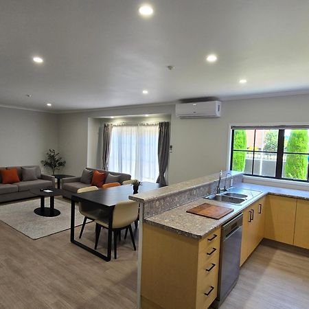 Stay 280 & Stay 284 Rotorua - Refurbished Modern Accommodation Exterior photo