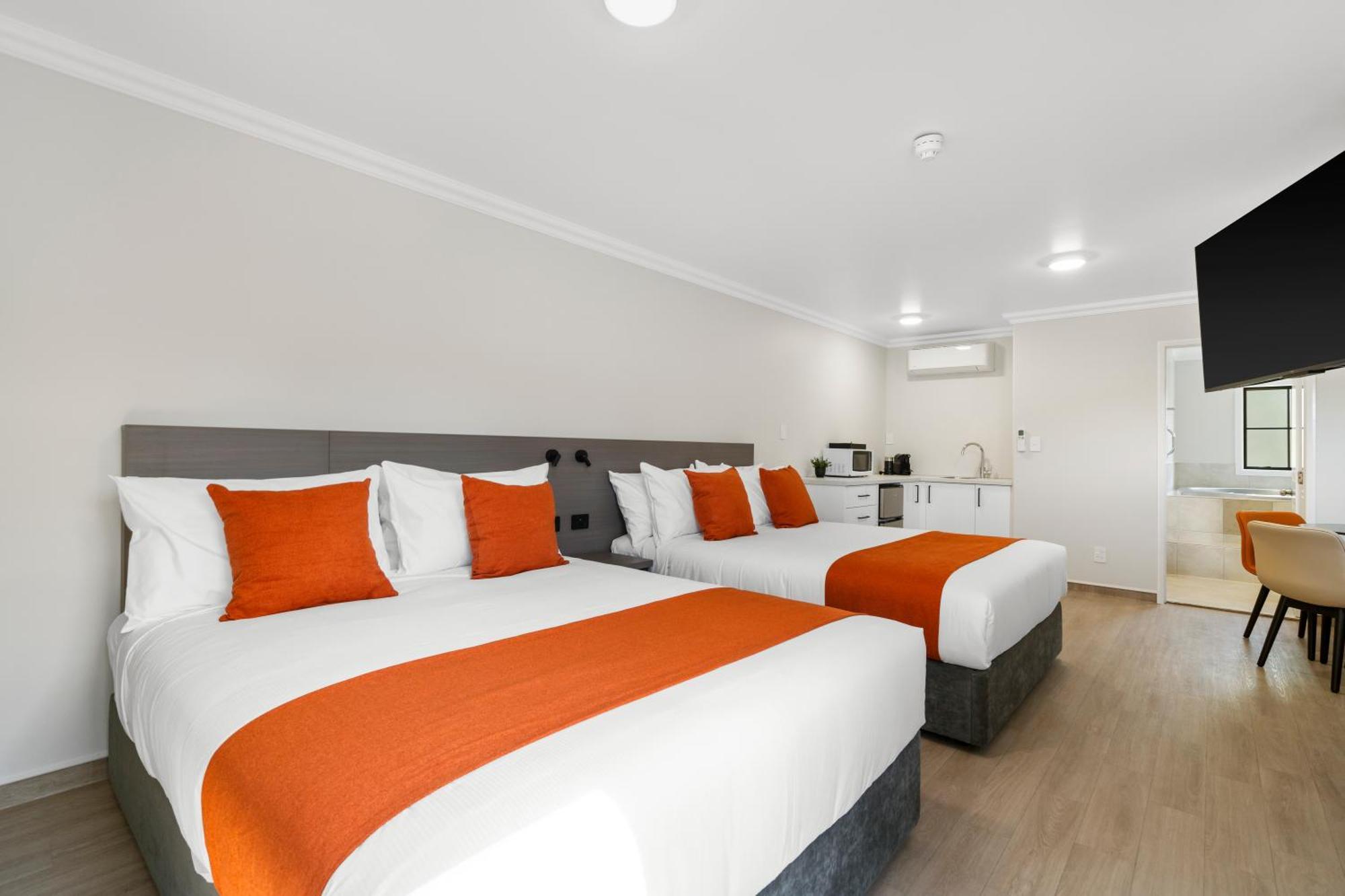 Stay 280 & Stay 284 Rotorua - Refurbished Modern Accommodation Exterior photo
