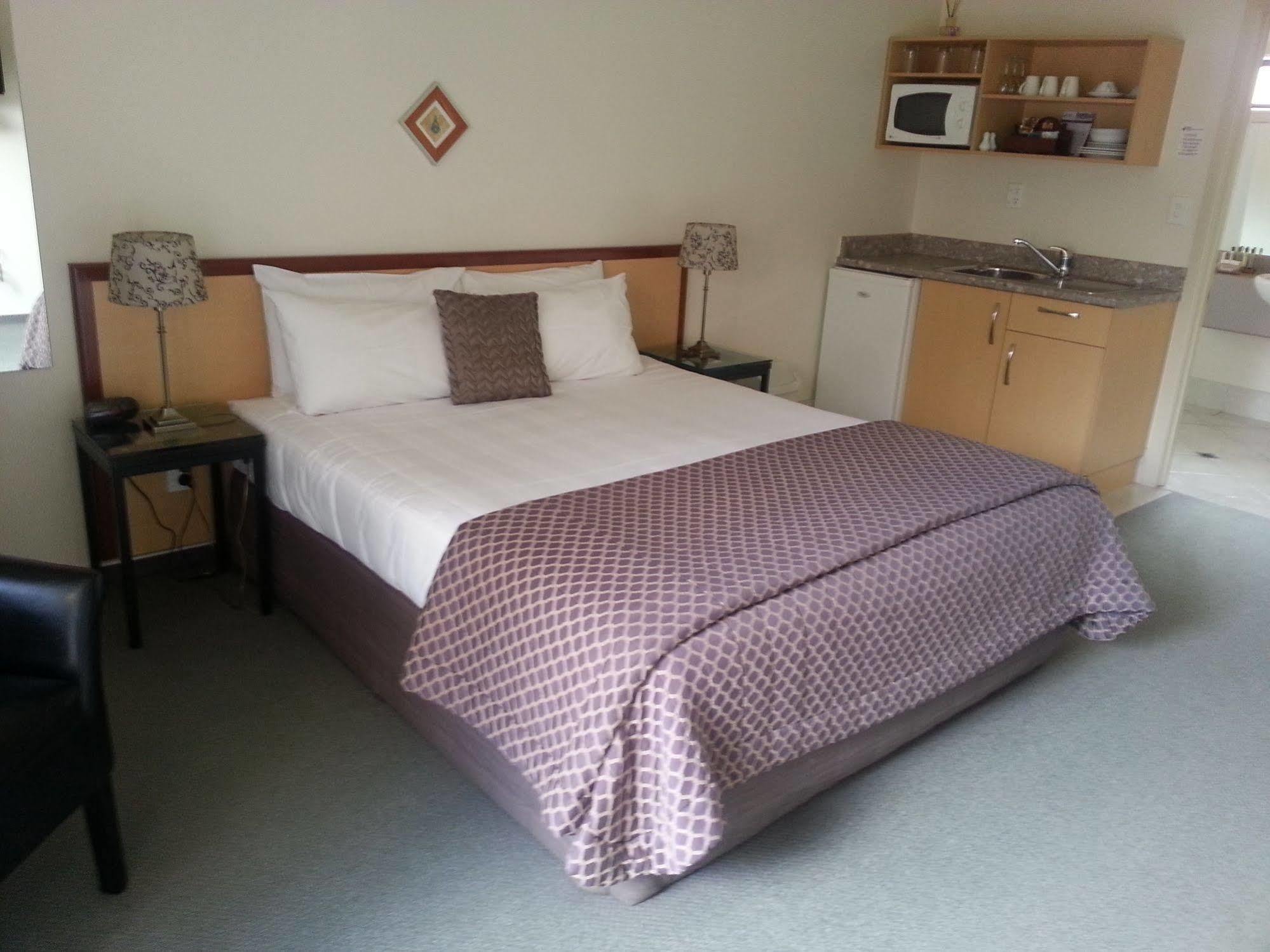 Stay 280 & Stay 284 Rotorua - Refurbished Modern Accommodation Exterior photo